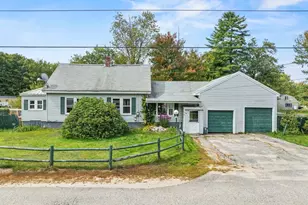 56 Clifford St, Mechanic Falls, ME 04256 - Photo 1