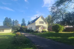 34 Dyer St, Presque Isle, ME 04769 - Photo 1