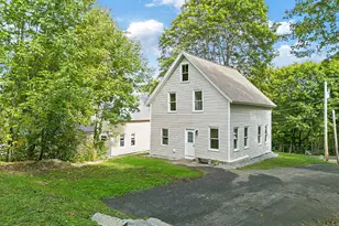 81 Middle St, Hallowell, ME 04347 - Photo 1