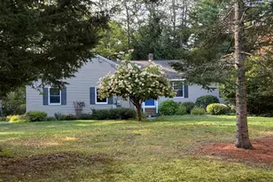 15 Royal Oak Cir, Topsham, ME 04086 - Photo 1