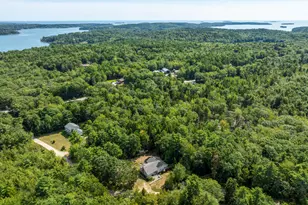 24 Marble Ledge Dr, Boothbay, ME 04537 - Photo 1