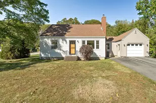 19 Jasper St, Scarborough, ME 04074 - Photo 1