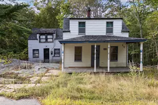 350 Pine Hill Rd, York, ME 03902 - Photo 1
