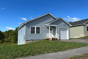 39 Village Cir, Augusta, ME 04330 - Photo 1