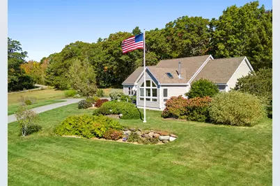55 Hawthorne Drive, Rockport, ME 04856 - Photo 1
