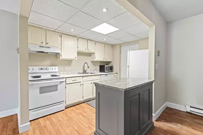 757 Main Street #18, South Portland, ME 04106 - Photo 1