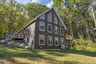 110 Cross St, Rockport, ME 04856 - Photo 1