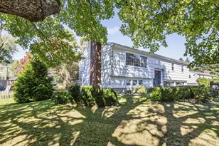 7 Eastfield Rd, Cape Elizabeth, ME 04107 - Photo 1