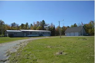 21 Stonewall Dr, Livermore, ME 04253 - Photo 1