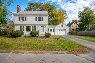 13 Waterhouse Ct, Westbrook, ME 04092 - Photo 1