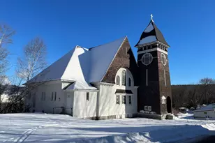 112 Washington St, Rumford, ME 04276 - Photo 1