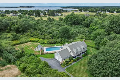 4 Heritage Court, Cape Elizabeth, ME 04107 - Photo 1