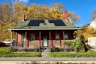 25 Summer St, Gardiner, ME 04345 - Photo 1