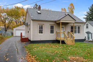 71 Oakland St, Waterville, ME 04901 - Photo 1