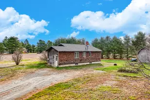 174 W Kingfield Rd, Springfield, ME 04947 - Photo 1