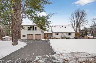 1 Jeanne Dr, Topsham, ME 04086 - Photo 1