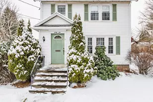 66 Washington St, Camden, ME 04843 - Photo 1