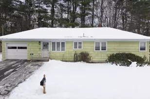 29 McArthur Ave, Lewiston, ME 04240 - Photo 1