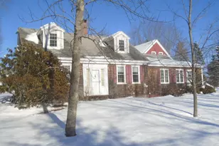 629 W Auburn Rd, Auburn, ME 04210 - Photo 1