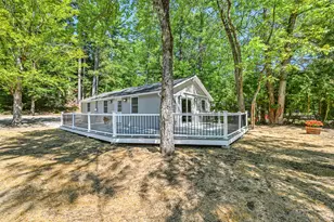 82 Sunflower Ln, Sidney, ME 04330 - Photo 1