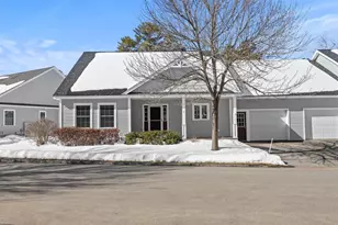 7 Mackworth Ln, Cumberland, ME 04110 - Photo 1