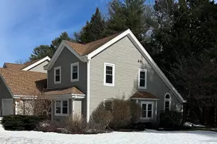 16 Meadow Ln, Freeport, ME 04032 - Photo 1