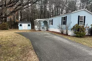 25 Patio Park Ln, Gorham, ME 04038 - Photo 1