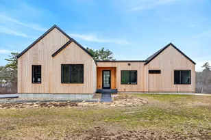 140 Longwoods Rd, Falmouth, ME 04105 - Photo 1