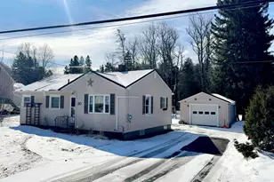 20 Maple St, Presque Isle, ME 04769 - Photo 1