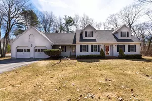 10 Beech Dr, Brunswick, ME 04011 - Photo 1