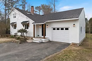 4 Lori Dr, Brunswick, ME 04011 - Photo 1