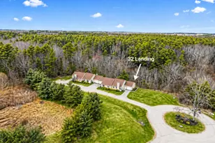 32 Landing Dr, Kennebunk, ME 04043 - Photo 1