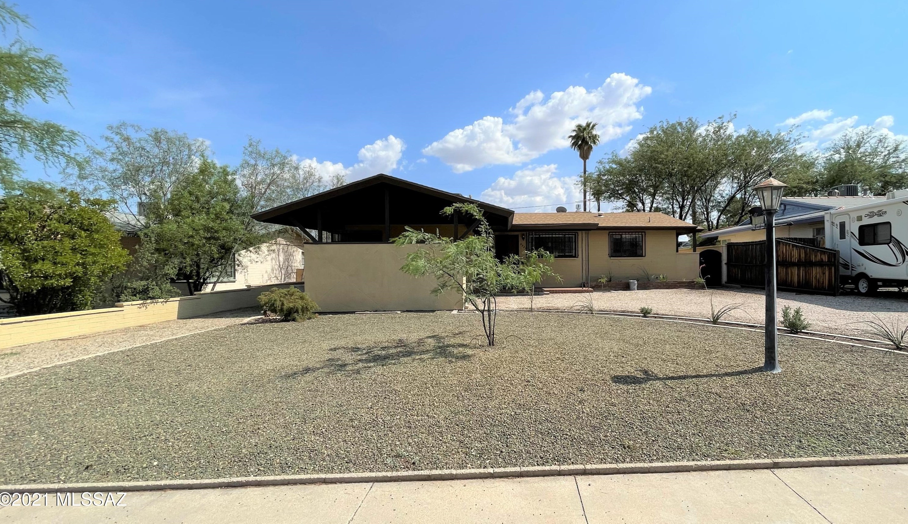 5520 E 3rd St, Tucson, AZ 85711