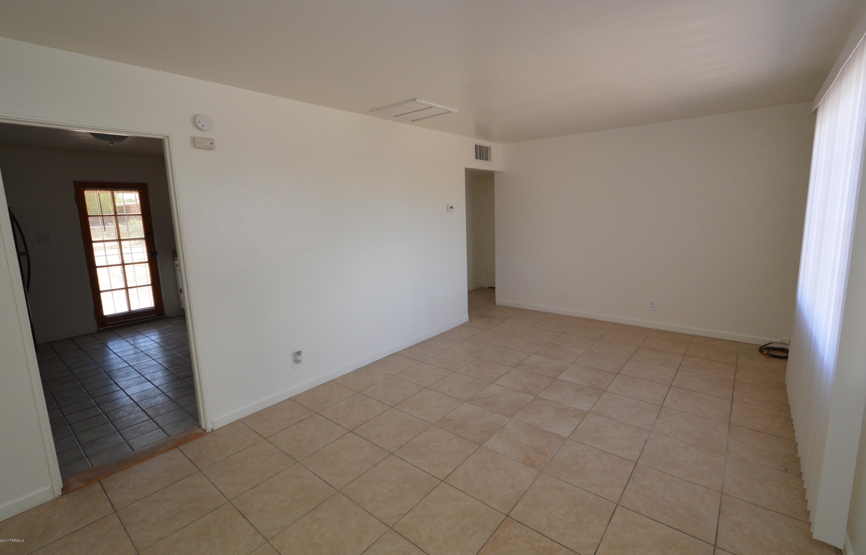 5642 E 25th St, Tucson, AZ 85711