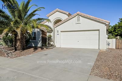 11264 N Copper Spring Place - Photo 1