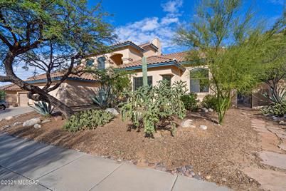 1591 E Sonoran Desert Drive - Photo 1