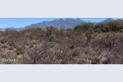 640 Canyon Rock Road #00049, Green Valley, AZ 85614 - Photo 8