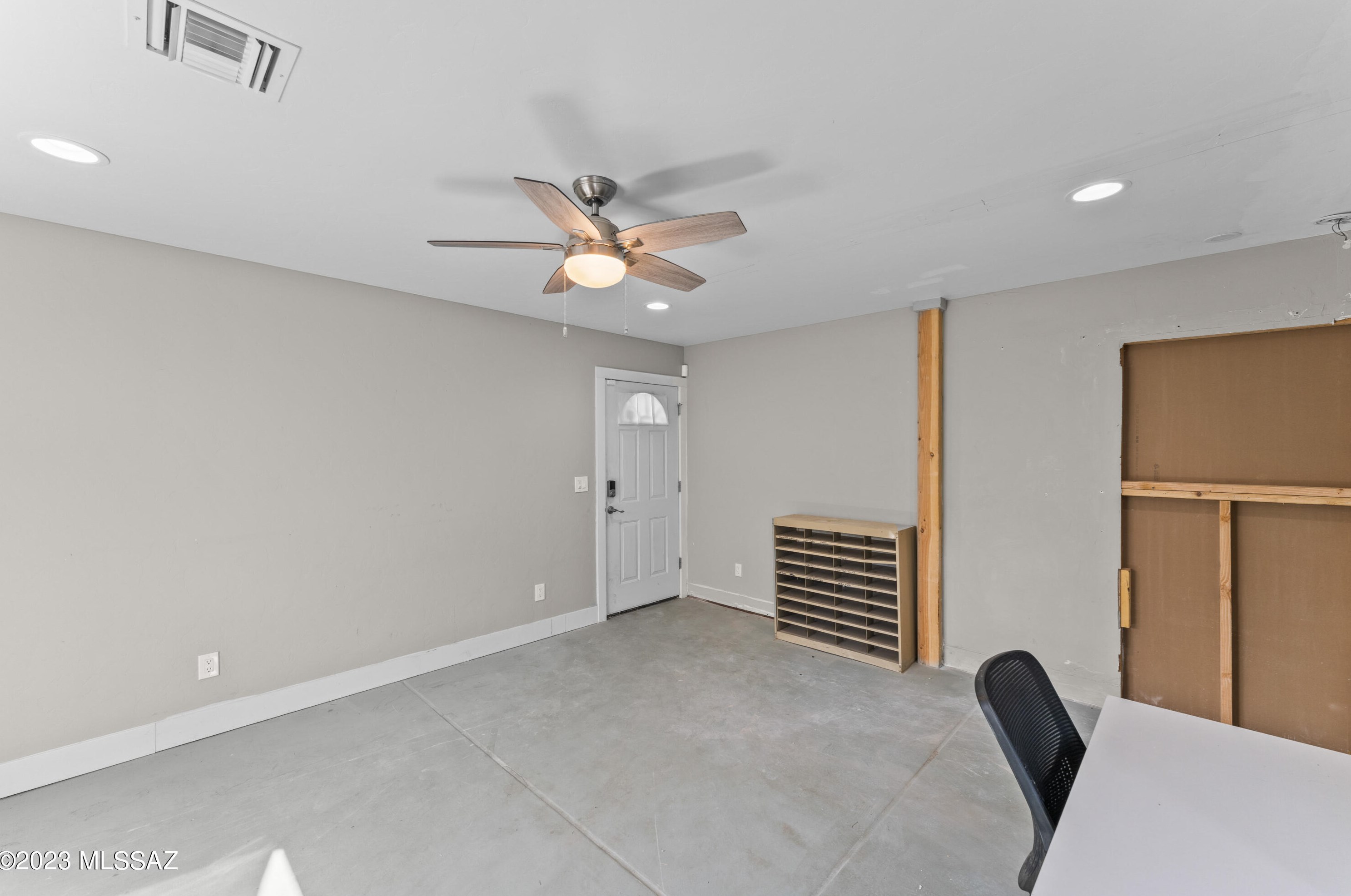 948 10th Ave, Tucson AZ  85705-7624 exterior