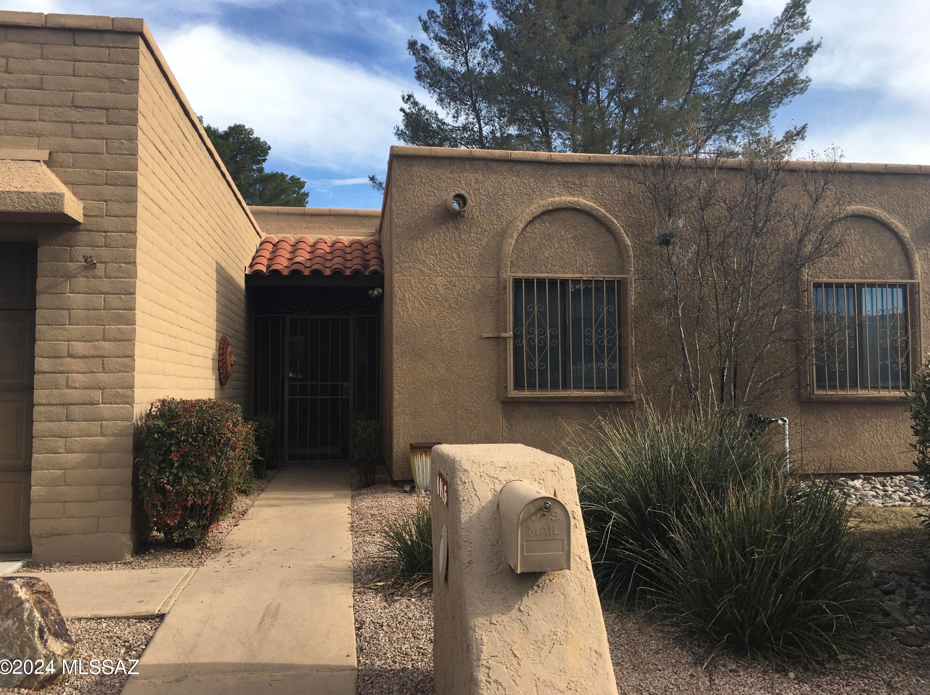 1416 Estate Dr, Tucson, AZ 85715-4713