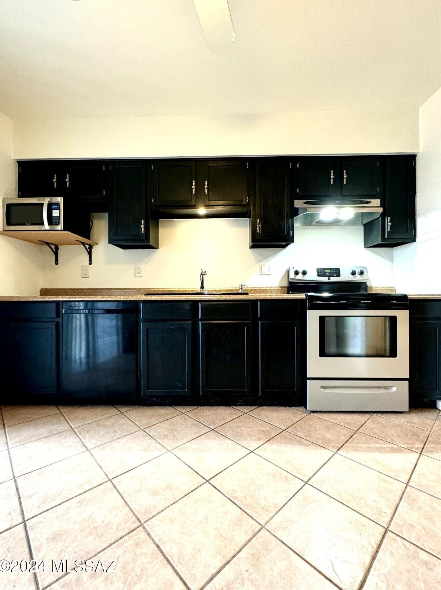 2865 N Fontana Ave, Tucson, AZ 85705