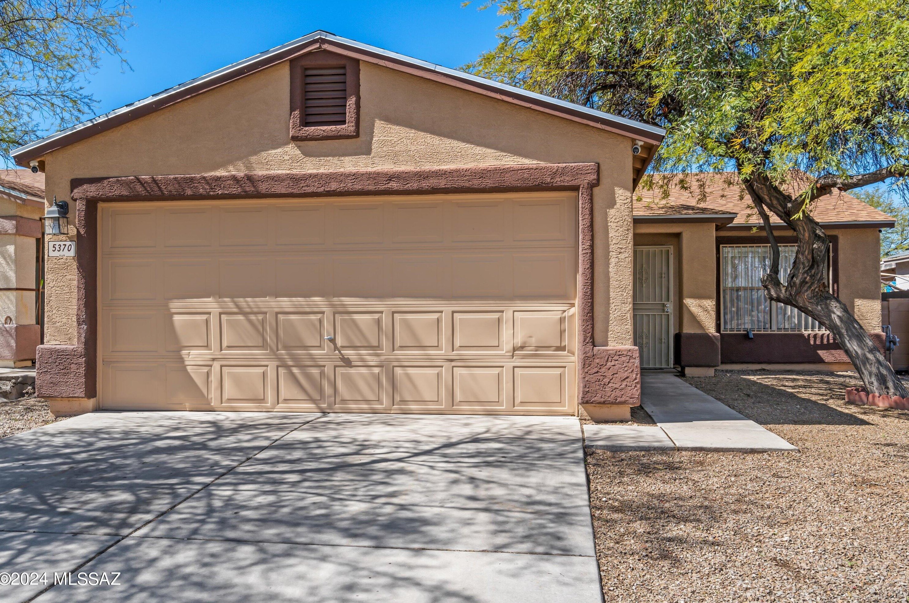 5370 Crown Jewel Dr, Tucson, AZ 85706-3674