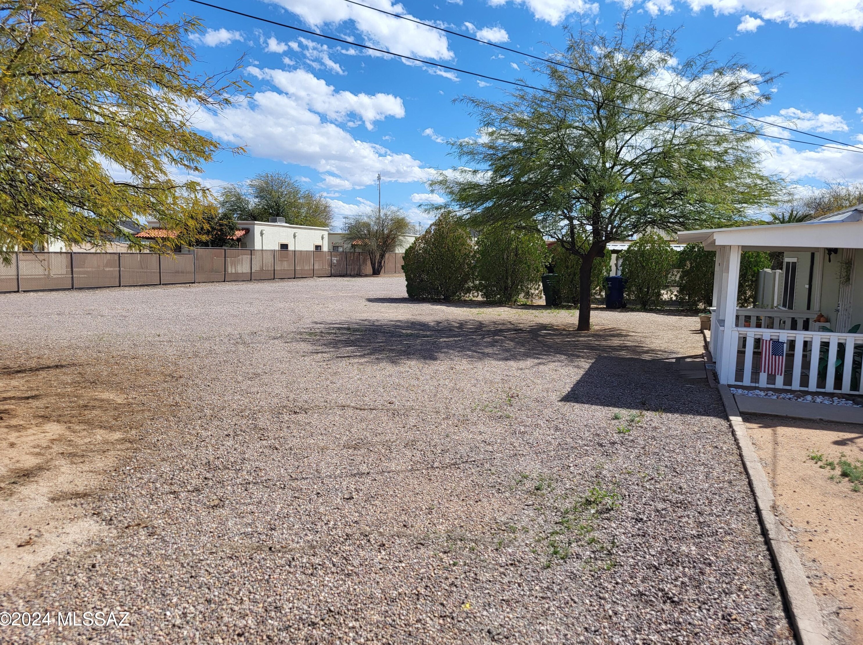 321 Pastime Rd, Tucson, AZ 85705-3351