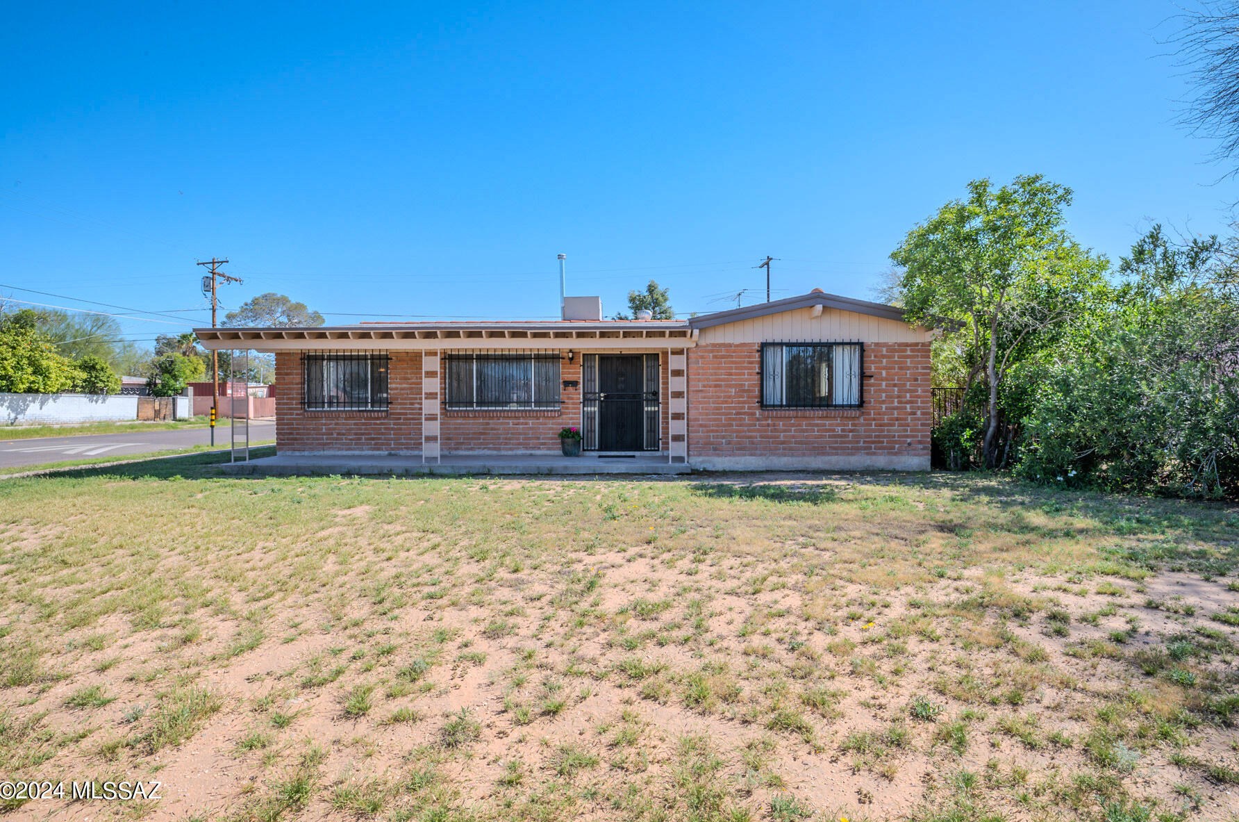 2740 Beverly Dr, Tucson, AZ 85716-5731