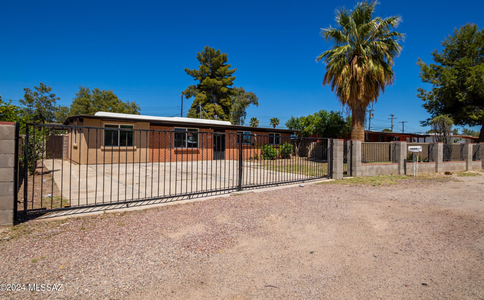 4449 28th St, Tucson, AZ