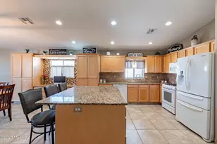 6952 W Tacna Dr, Tucson, AZ 85743 - Photo 2