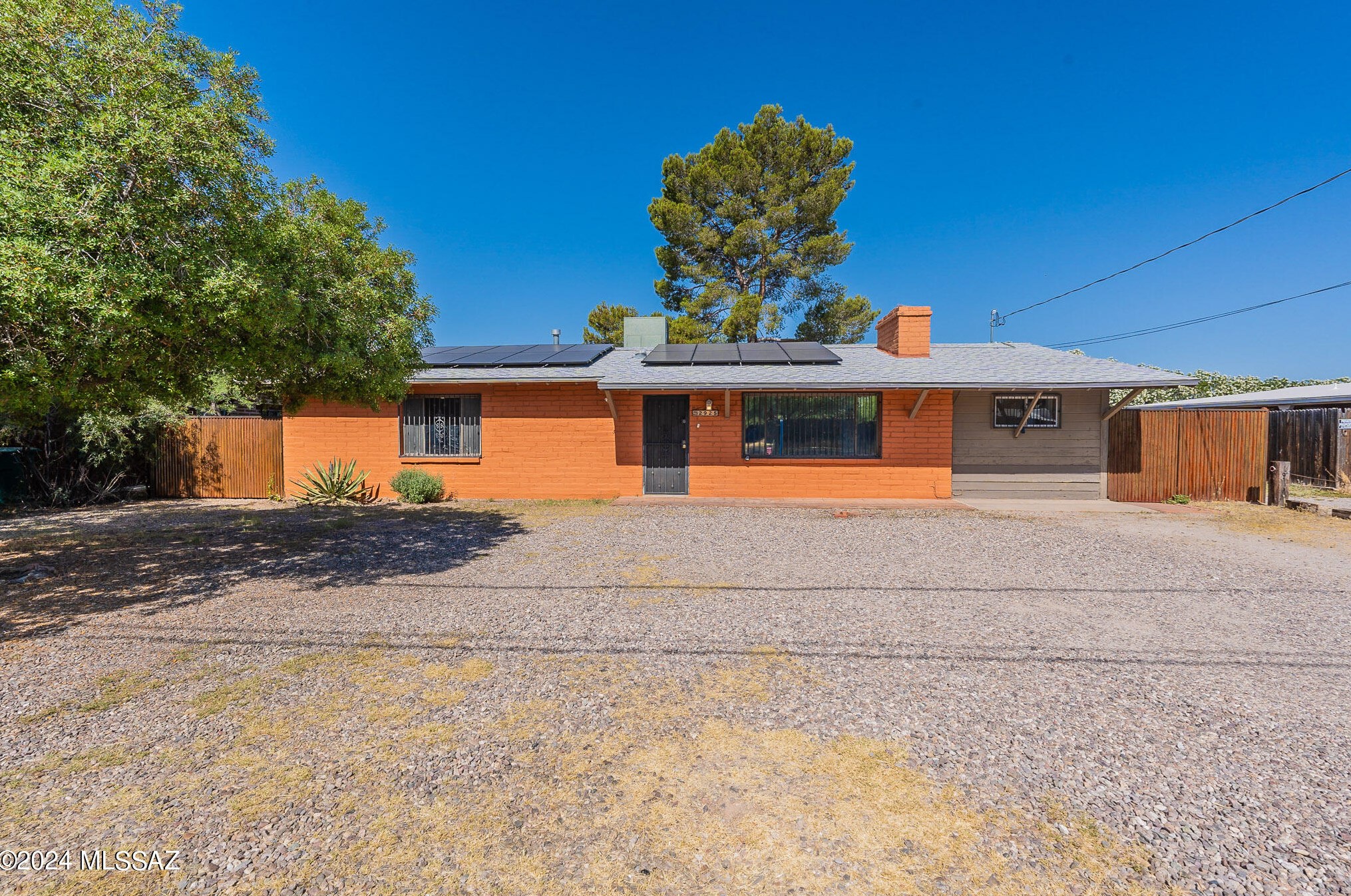 2925 Dodge Blvd, Tucson, AZ 85716-2011