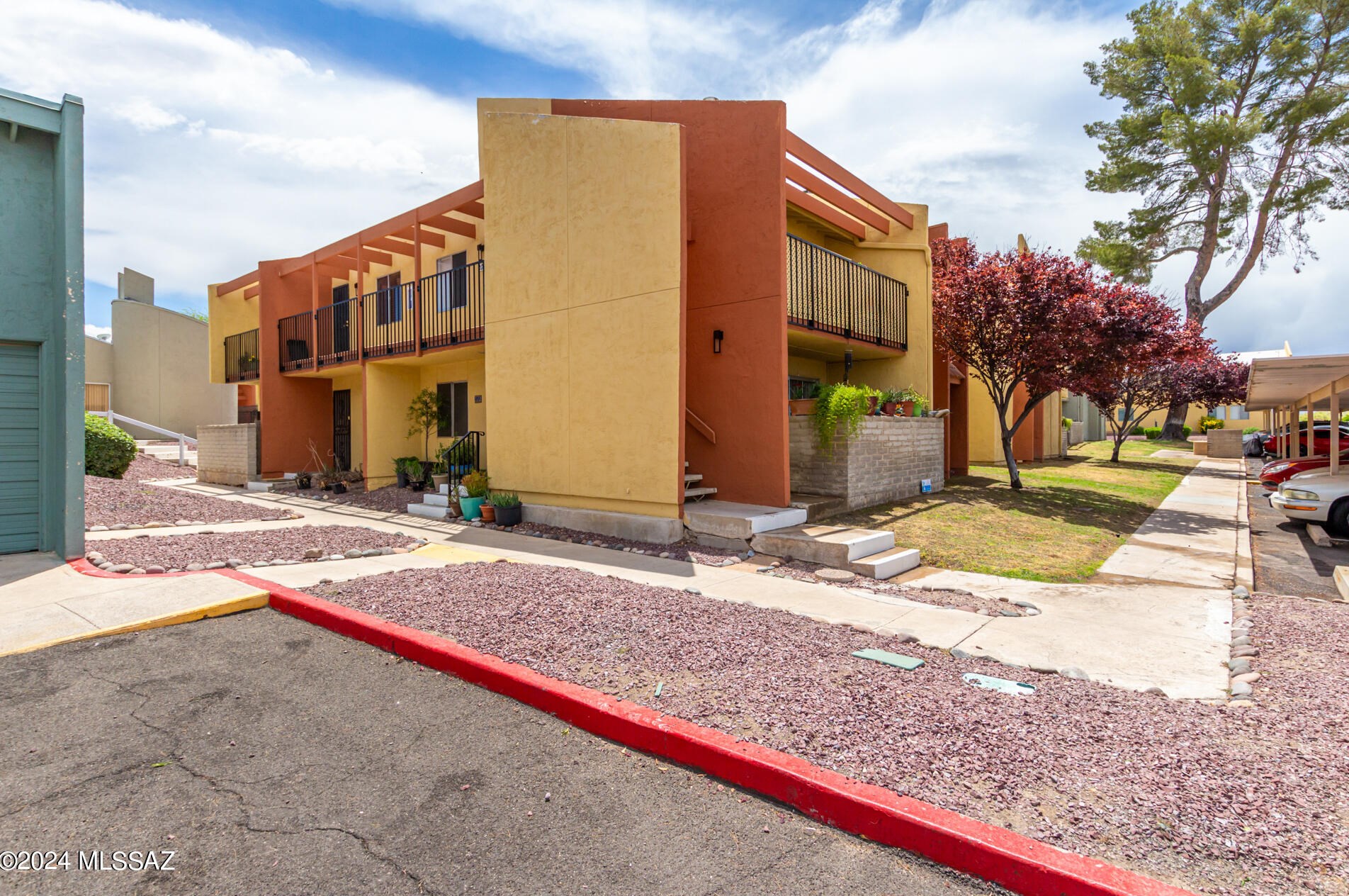 804 S Langley Ave #204, Tucson, AZ 85710