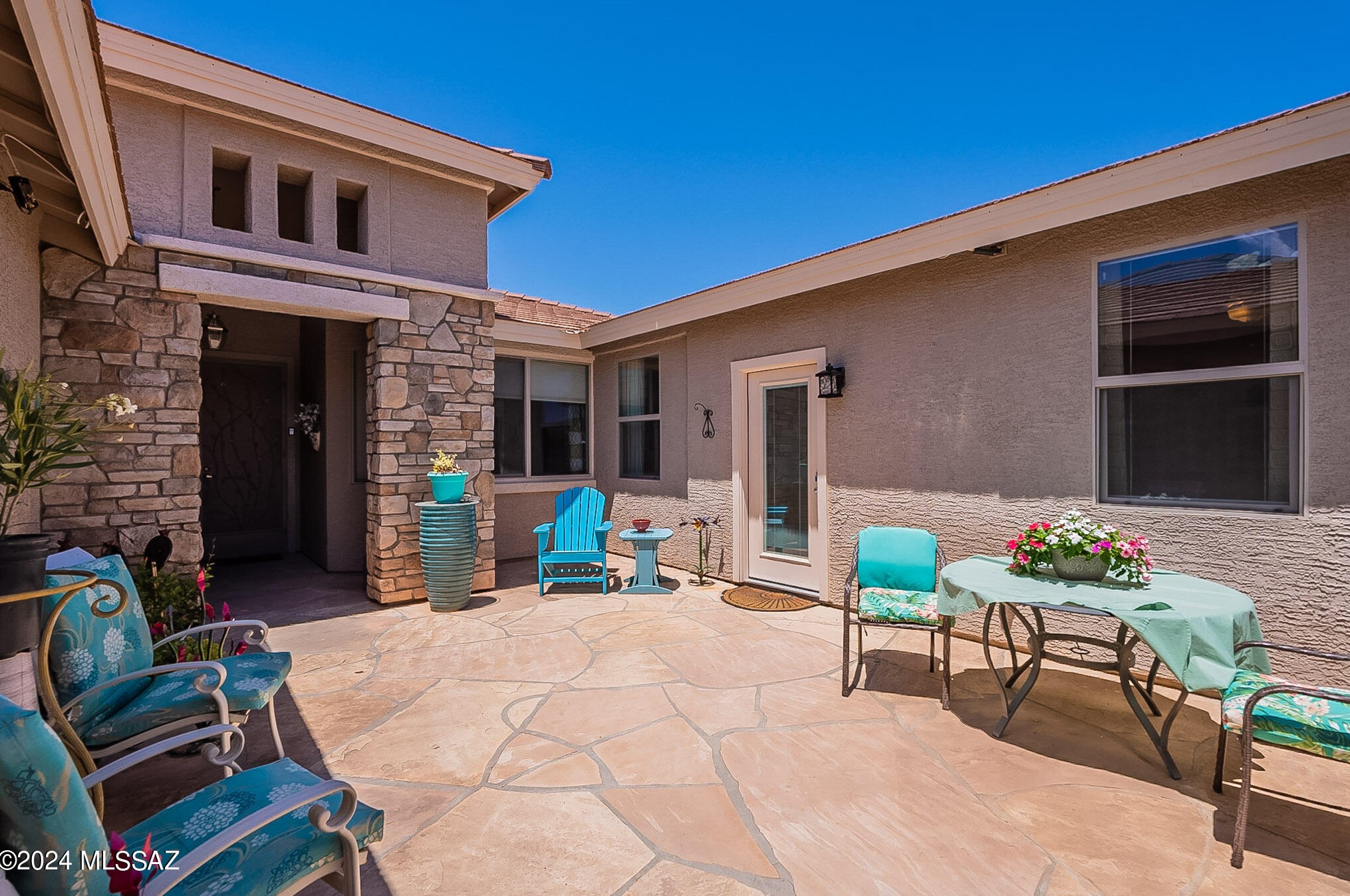 2700 E Ponce Ct, Green Valley, AZ 85614