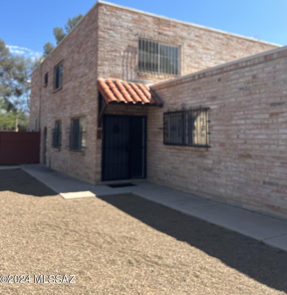 6601 E Calle La Paz #b, Tucson, AZ 85715