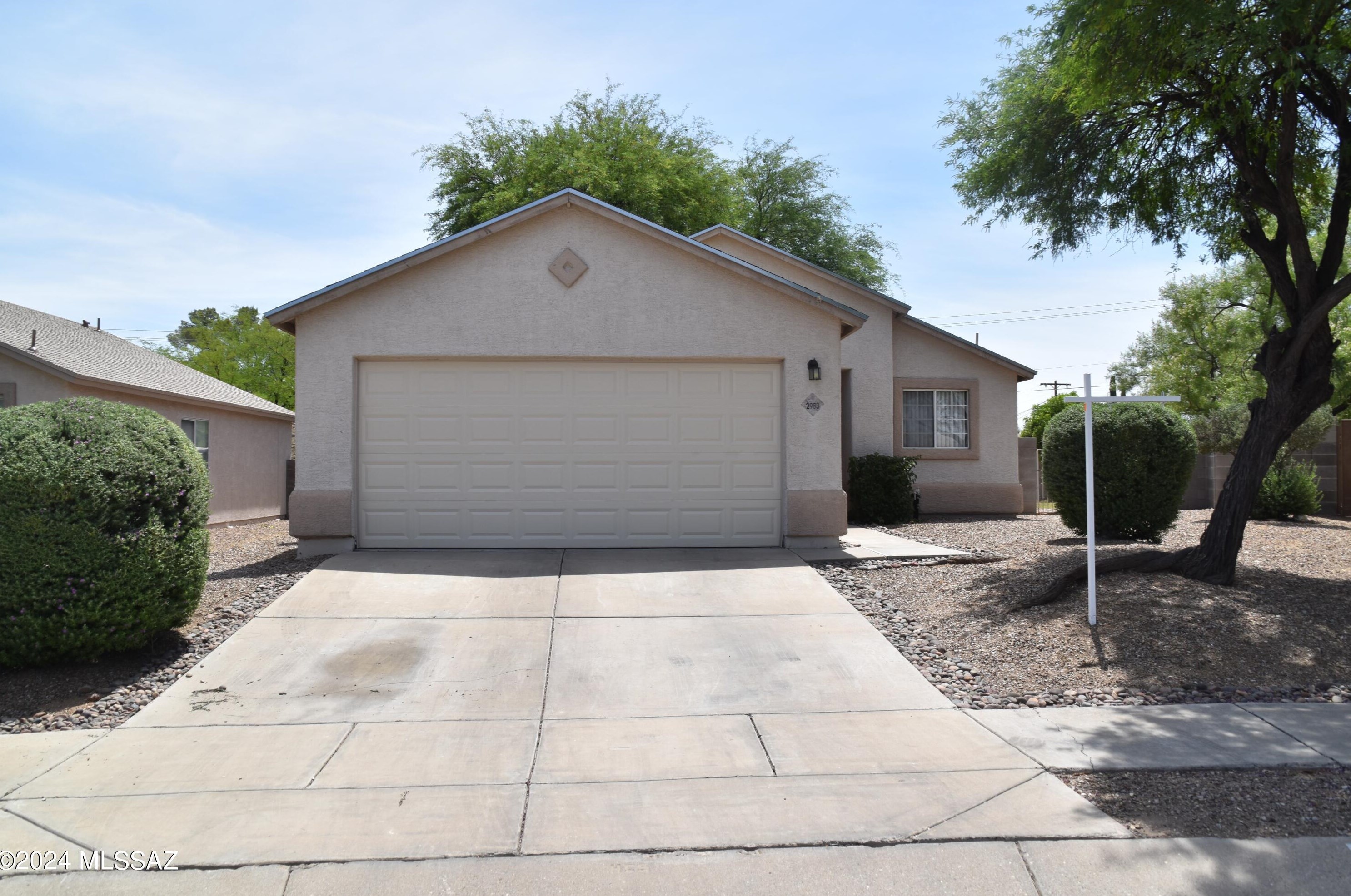 2983 Foster Dr, Tucson, AZ 85730-3618